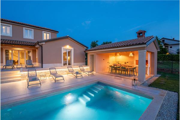 House K1, for 8 persons