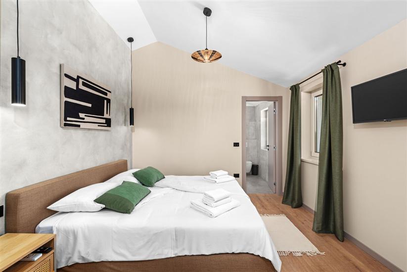 House K1, for 8 persons