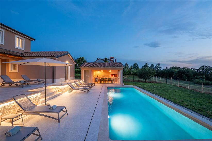 House K1, for 8 persons