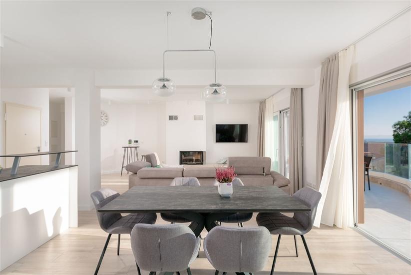 Apartment A4, for 6 persons