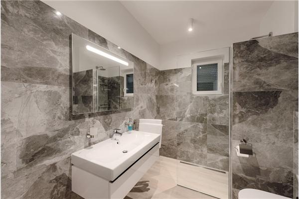 Apartment A4, for 6 persons