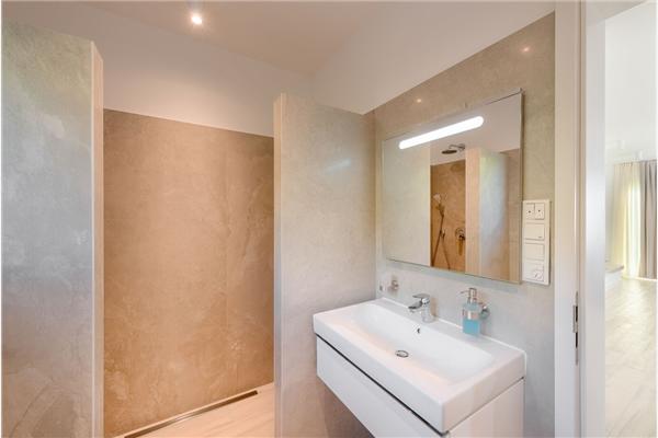 Apartment A4, for 6 persons