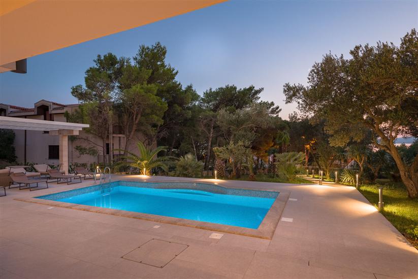 Apartments 01 Promajna