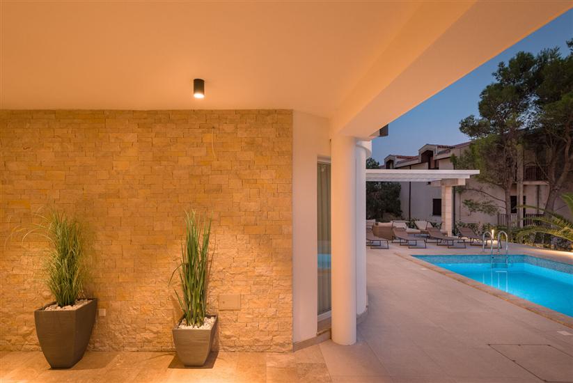 Apartments 01 Promajna