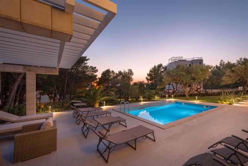 Apartments 01 Promajna