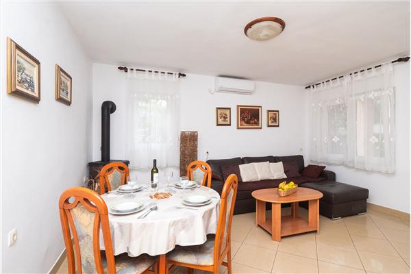 Apartment A1, for 4 persons