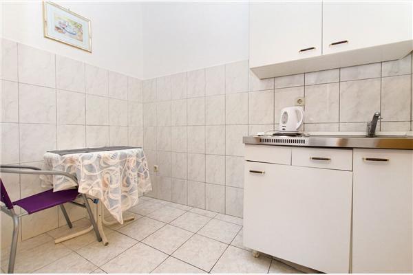 Apartment A1, for 3 persons