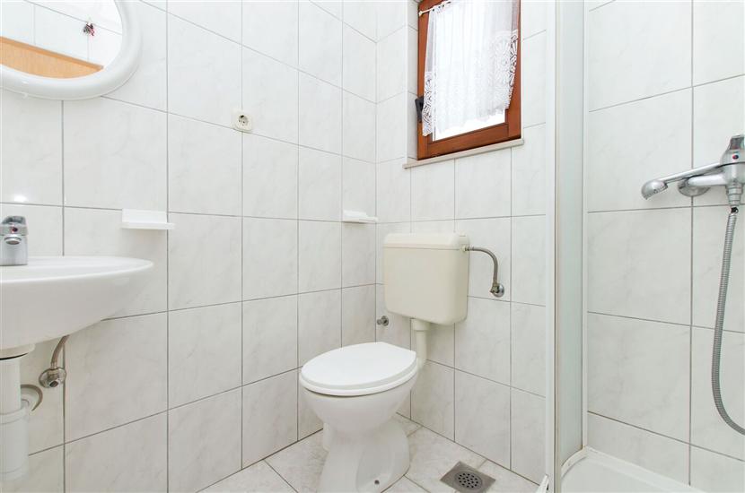 Apartment A2, for 3 persons