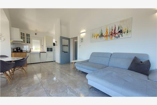 House K1, for 8 persons