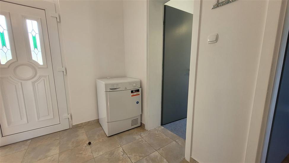 House K1, for 8 persons