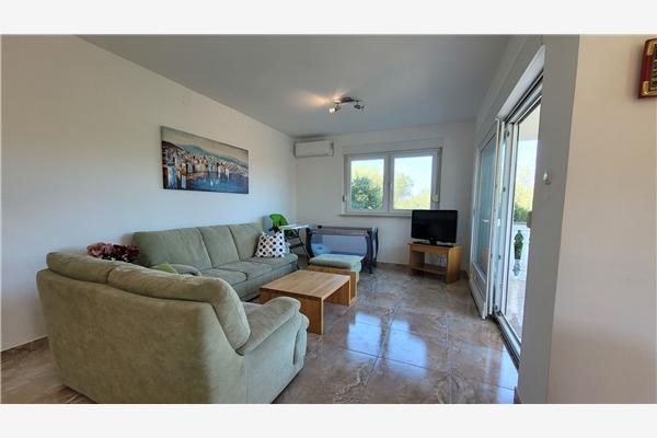 House K1, for 8 persons