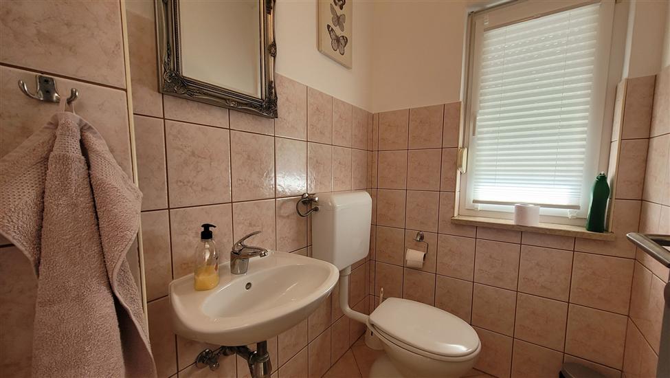 House K1, for 8 persons