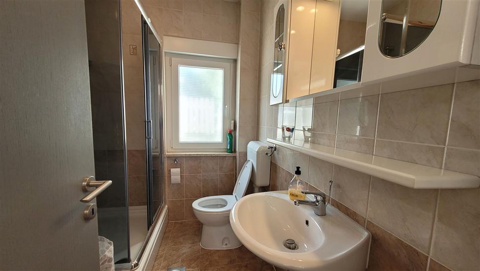 House K1, for 8 persons