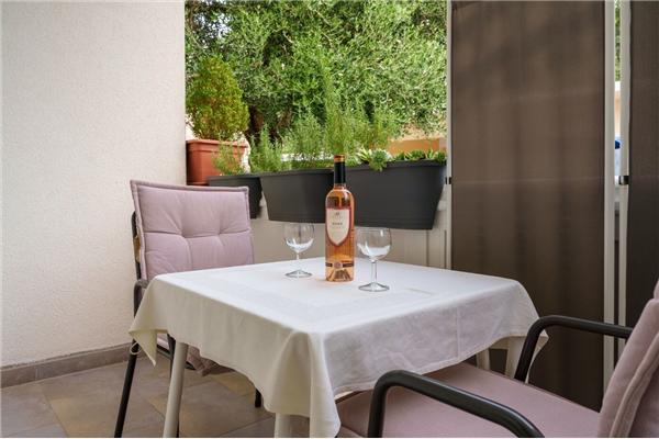 Apartment A7, for 2 persons