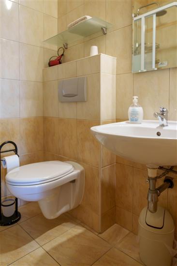 Apartment A7, for 2 persons