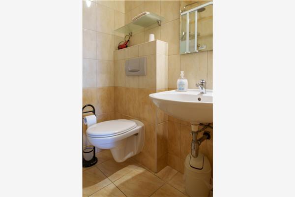 Apartment A7, for 2 persons