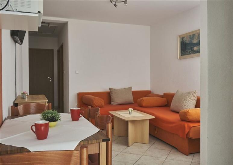 Apartment A1, for 3 persons