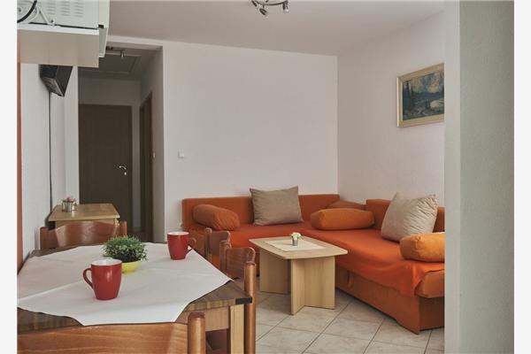 Apartment A1, for 3 persons