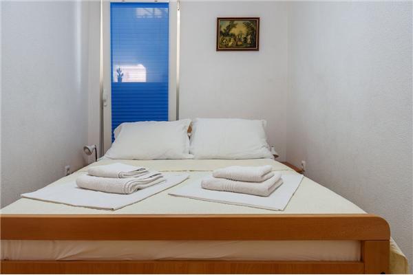 Apartment A2, for 3 persons