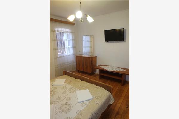 House K1, for 8 persons