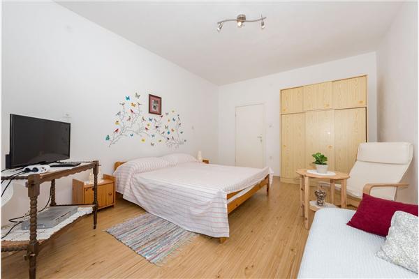 Apartment A1, for 3 persons