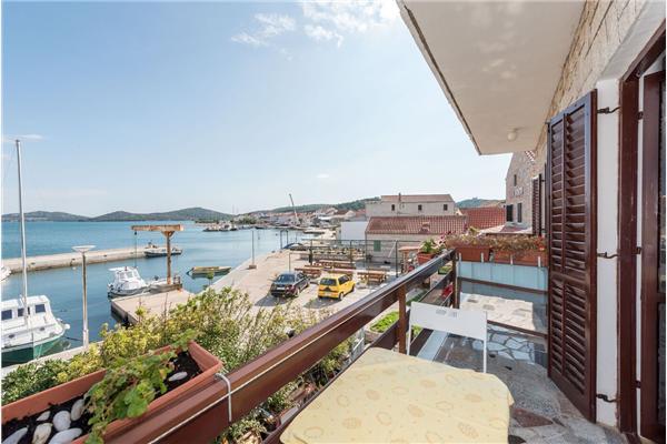 Apartment A1, for 3 persons