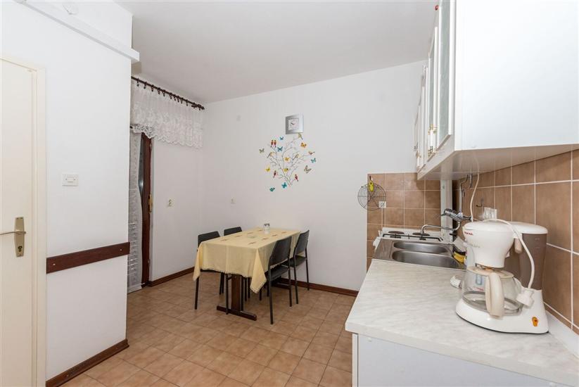 Apartment A1, for 3 persons
