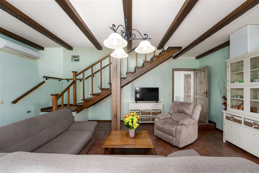 House K1, for 8 persons