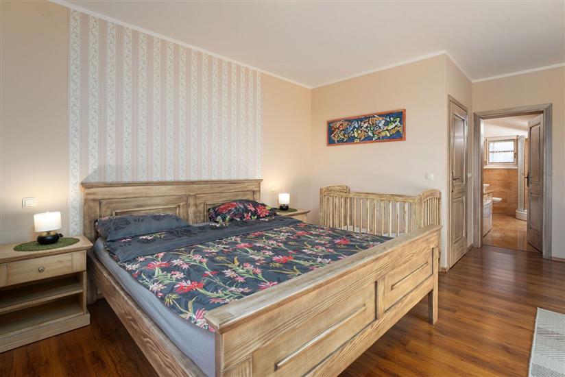 House K1, for 8 persons