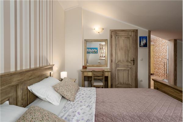 House K1, for 8 persons