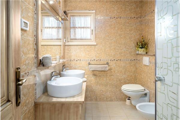 House K1, for 8 persons