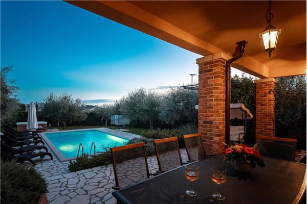 House K1, for 8 persons