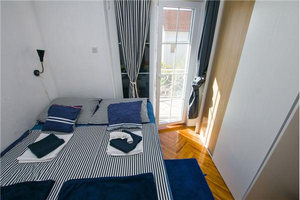 Apartment A2, for 6 persons