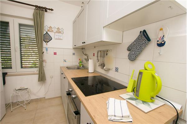 Apartment A2, for 6 persons