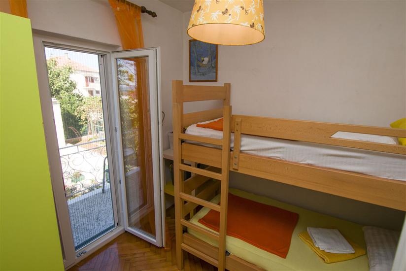 Apartment A2, for 6 persons