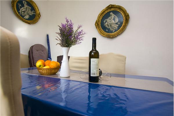 Apartment A2, for 6 persons