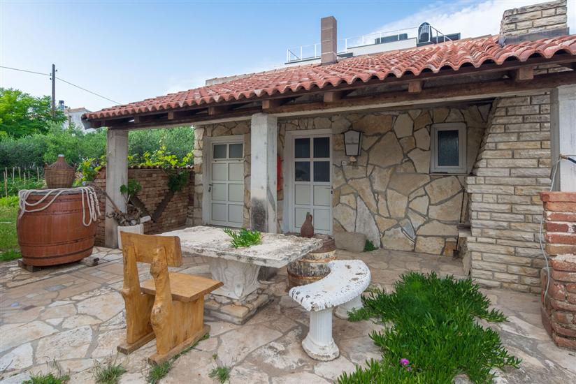 Apartment Basic Mario