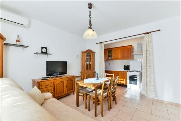 Apartment A1, for 6 persons