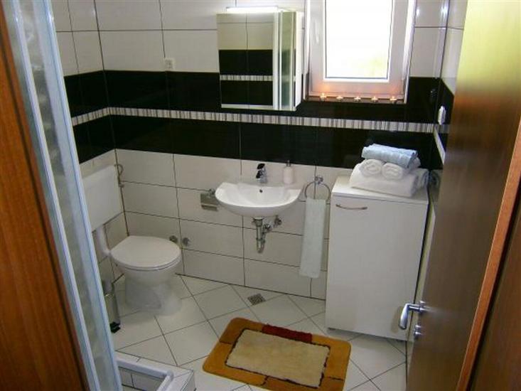 Apartment A1, for 5 persons