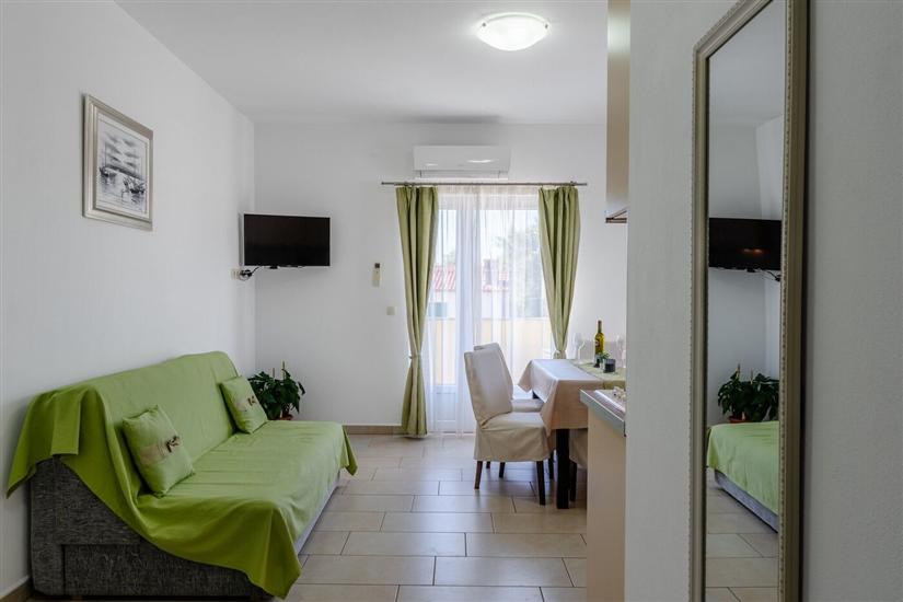 Apartment A2, for 5 persons