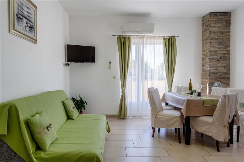 Apartment A2, for 5 persons