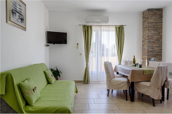 Apartment A2, for 5 persons