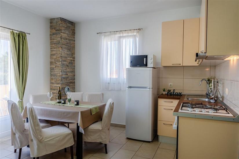 Apartment A2, for 5 persons