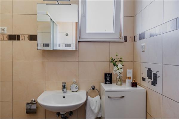 Apartment A2, for 5 persons