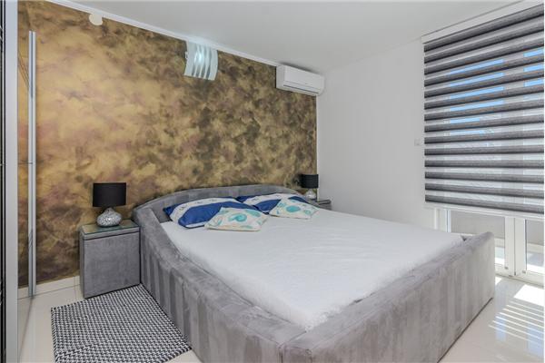 Apartment A2, for 6 persons