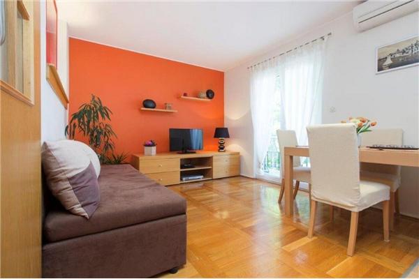 Apartment A2, for 4 persons