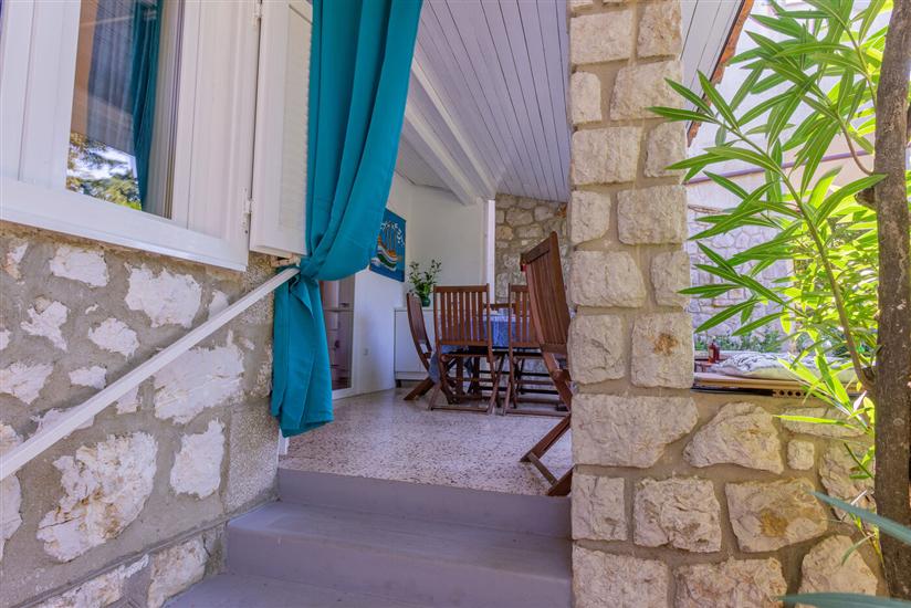 Apartment A3, for 5 persons