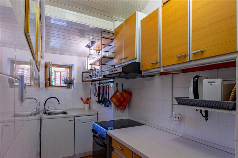 Apartment A3, for 5 persons