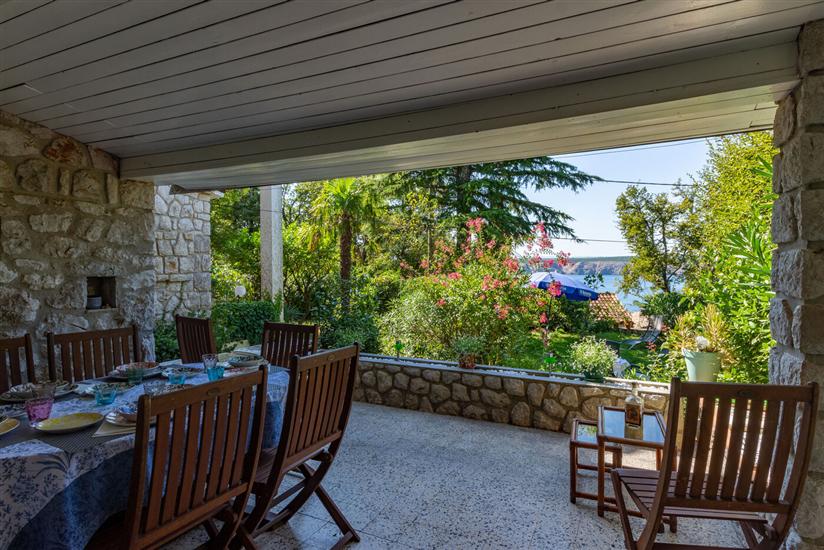 Apartment A3, for 5 persons