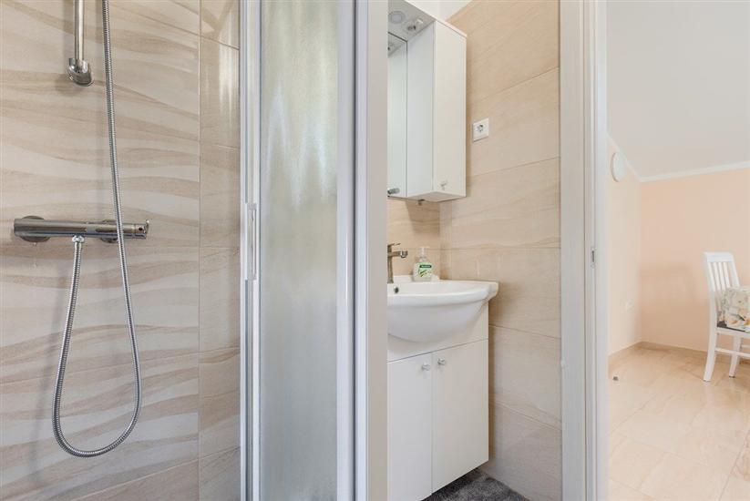 Apartment A2, for 3 persons